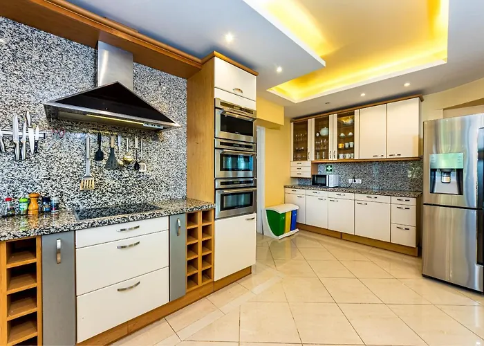 Casa Do Monte * アルブフェイラ